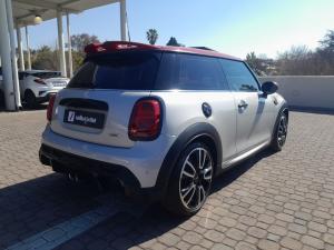 MINI Hatch John Cooper Works Hatch 3-door - Image 2