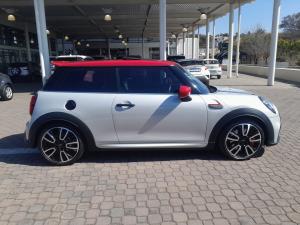 MINI Hatch John Cooper Works Hatch 3-door - Image 3