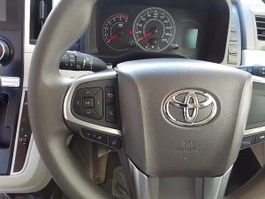 Toyota Quantum 2.8 SLWB bus 14-seater GL auto - Image 11