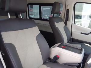 Toyota Quantum 2.8 SLWB bus 14-seater GL auto - Image 13