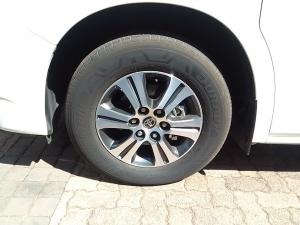Toyota Quantum 2.8 SLWB bus 14-seater GL auto - Image 16