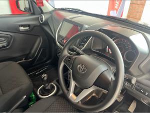 Toyota Vitz 1.0 XR manual - Image 8