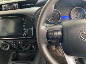 Toyota Hilux 2.4 GD-6 SRX 4X4D/C - Image 9