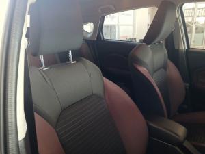 Toyota Starlet Cross 1.5XR automatic - Image 19