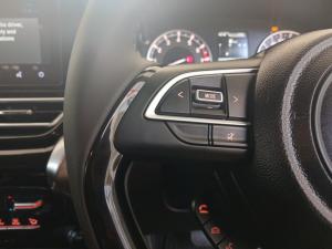Toyota Starlet Cross 1.5XR automatic - Image 9