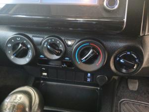 Toyota Hilux 2.4 GD-6 Raider 4X4D/C - Image 18