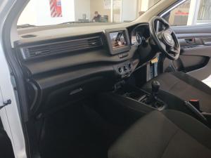 Suzuki Ertiga 1.5 GA - Image 7