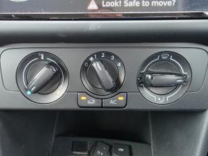 Volkswagen Polo Vivo 1.4 Life - Image 13