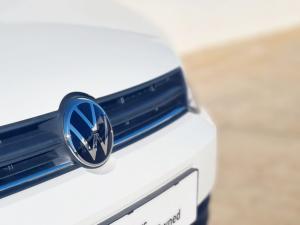 Volkswagen Polo Vivo 1.6 Style - Image 24