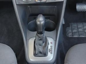 Volkswagen Polo Vivo 1.6 Comfortline TIP - Image 12