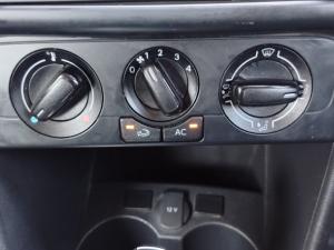 Volkswagen Polo Vivo 1.6 Comfortline TIP - Image 13