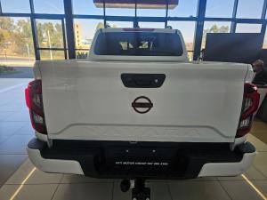 Nissan Navara 2.5DDTI PRO-2X automatic D/C - Image 6