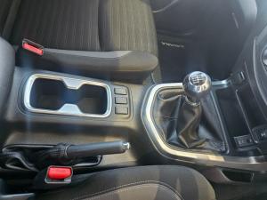 Nissan Navara 2.5DDTI SE Plus D/C - Image 11
