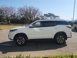 Toyota Fortuner 2.8GD-6 4X4 automatic - Image 14