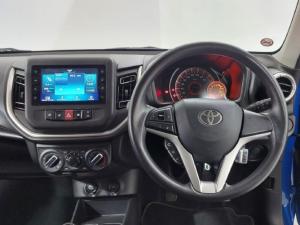 Toyota Vitz 1.0 XR manual - Image 12