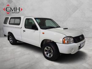 Nissan NP300 Hardbody 2.5TDi (aircon) - Image 1