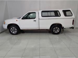 Nissan NP300 Hardbody 2.5TDi (aircon) - Image 2