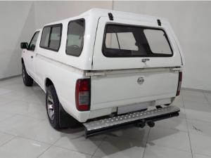 Nissan NP300 Hardbody 2.5TDi (aircon) - Image 3