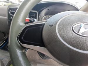 Hyundai H-100 Bakkie 2.6D deck (aircon) - Image 11