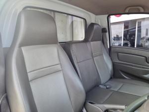 Hyundai H-100 Bakkie 2.6D deck (aircon) - Image 15