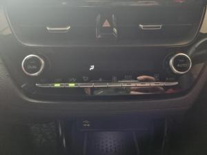 Toyota Corolla Cross 1.8 Hybrid GR-Sport - Image 18