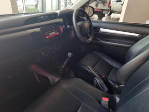 Toyota Hilux 2.4GD single cab S (aircon) - Image 10