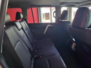 Toyota Land Cruiser Prado 2.8GD VX-L - Image 20