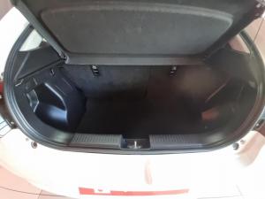 Toyota Starlet 1.5 XS auto - Image 9