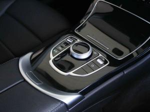 Mercedes-Benz C-Class C180 - Image 10