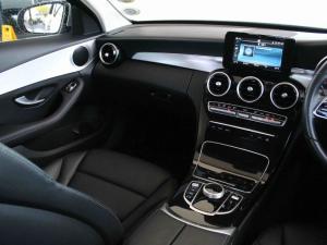 Mercedes-Benz C-Class C180 - Image 11