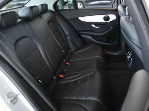 Mercedes-Benz C-Class C180 - Image 17