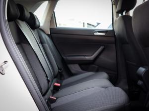 Volkswagen Polo hatch 1.0TSI Life auto - Image 14