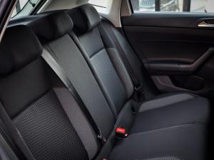 Volkswagen Polo hatch 1.0TSI Life auto - Image 15