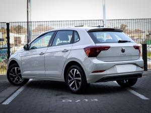 Volkswagen Polo hatch 1.0TSI Life auto - Image 19