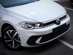 Volkswagen Polo hatch 1.0TSI Life auto - Image 3