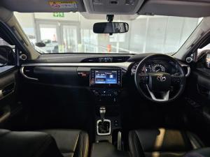 Toyota Hilux 2.8GD-6 double cab Raider auto - Image 11