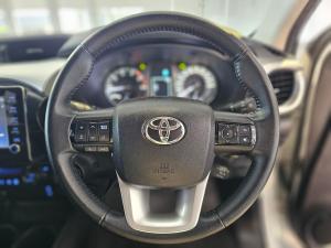 Toyota Hilux 2.8GD-6 double cab Raider auto - Image 12