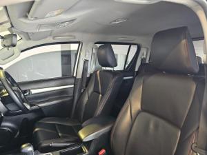 Toyota Hilux 2.8GD-6 double cab Raider auto - Image 19
