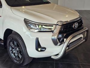 Toyota Hilux 2.8GD-6 double cab Raider auto - Image 2