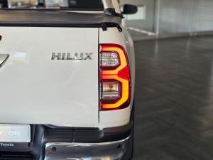 Toyota Hilux 2.8GD-6 double cab Raider auto - Image 6