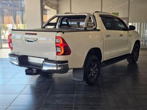 Toyota Hilux 2.8GD-6 double cab Raider auto - Image 7