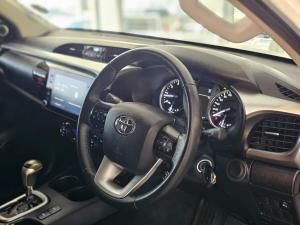 Toyota Hilux 2.8GD-6 double cab Raider auto - Image 9