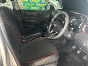 Hyundai Grand i10 1.0 Premium hatch - Image 13