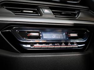 Suzuki Swift 1.2 GLX auto - Image 12