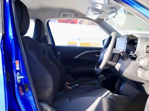 Suzuki Swift 1.2 GLX auto - Image 16