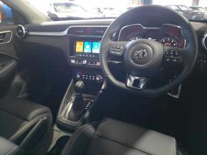 MG ZS 1.5 Luxury automatic - Image 13