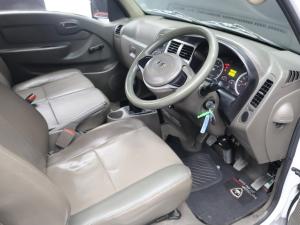 Hyundai H-100 Bakkie 2.6D deck - Image 8