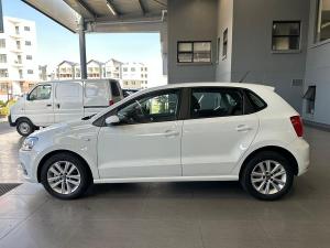 Volkswagen Polo Vivo hatch 1.4 Comfortline - Image 4