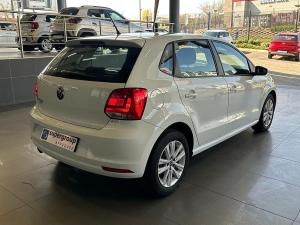 Volkswagen Polo Vivo hatch 1.4 Comfortline - Image 7