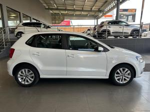 Volkswagen Polo Vivo hatch 1.4 Comfortline - Image 8